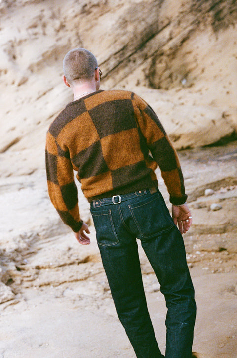 Brown tone deep v-neck mohair sweater (SIZING SAMPLE)