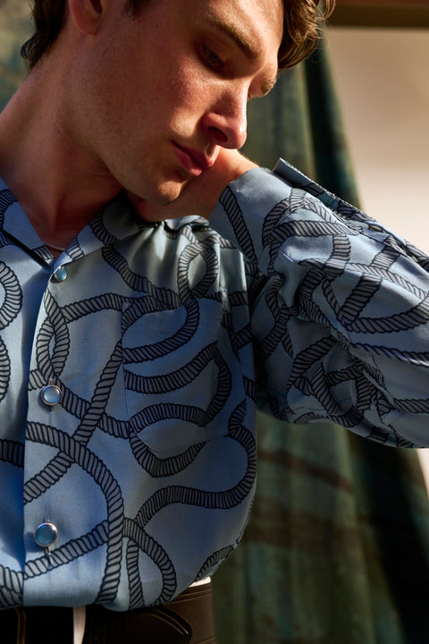 Blue toned drapey rope print shirt