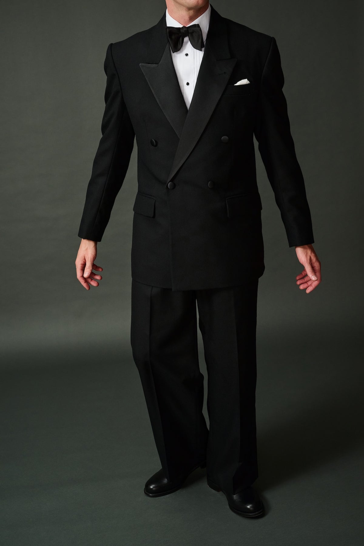 Giorgio black tie tuxedo suit