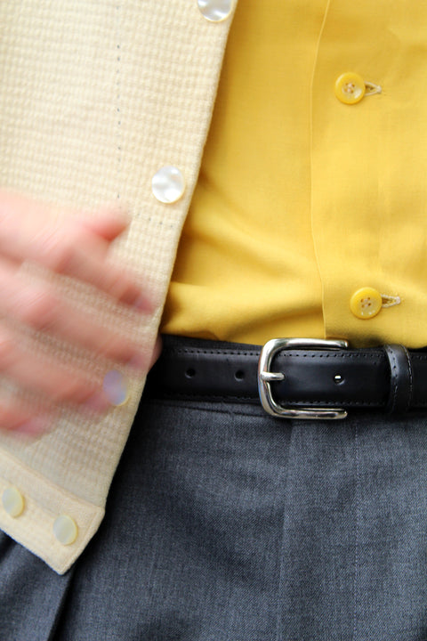 Black leather slim horse shoe buckle belt