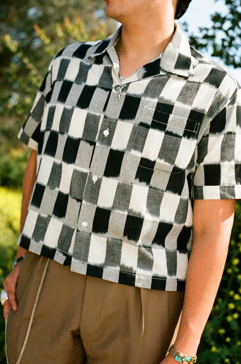 Black and white blurred checker shirt (LIMITED)