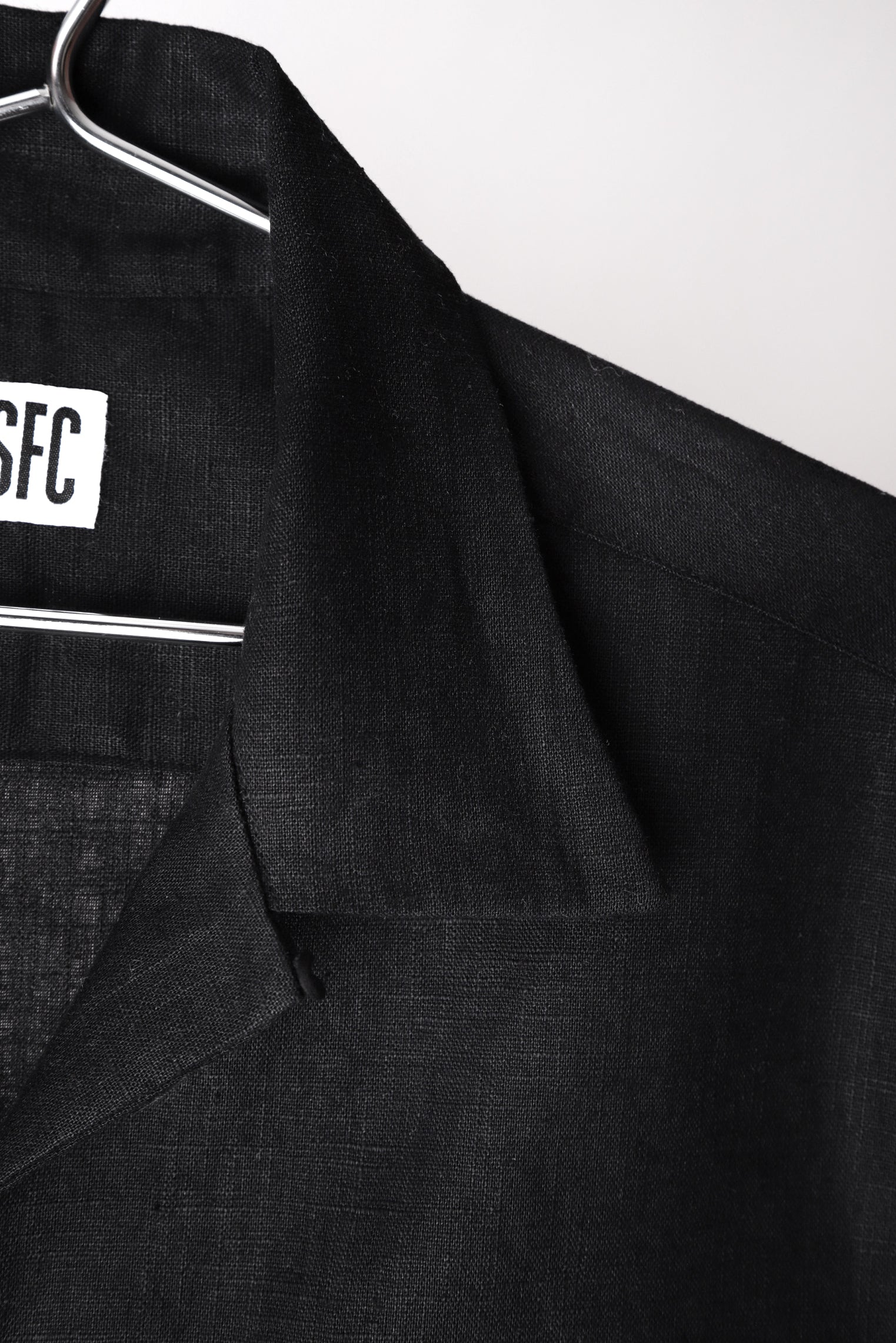 Loop pocket shirt