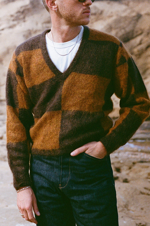 Brown tone deep v-neck mohair sweater