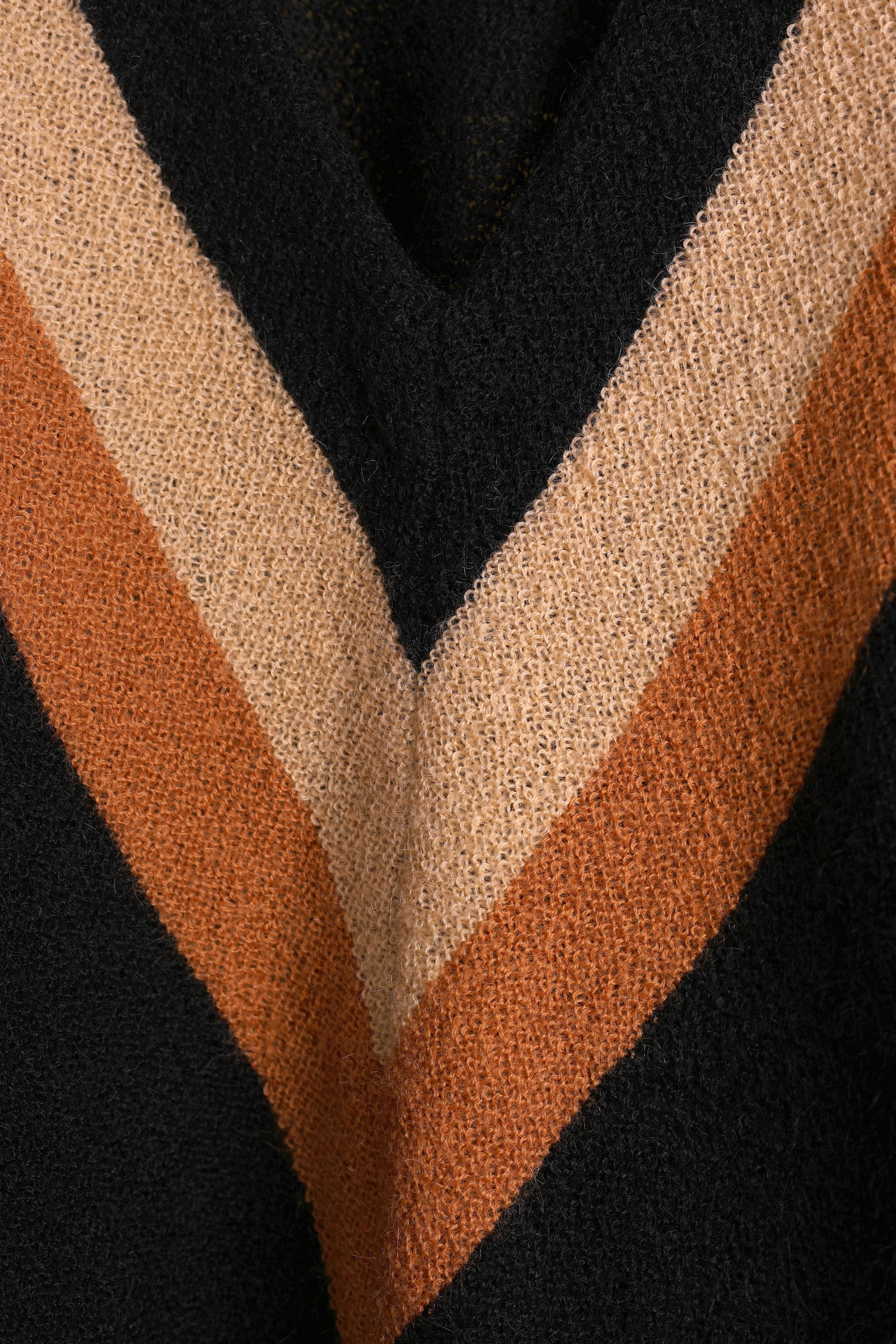 Collegiate V-Neck Jumper