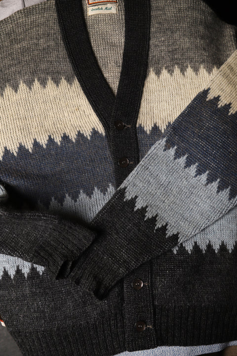Zig zag striped tonal knitted cardigan (M/L)