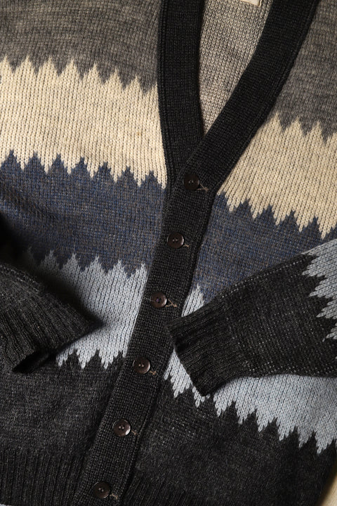 Zig zag striped tonal knitted cardigan (M/L)