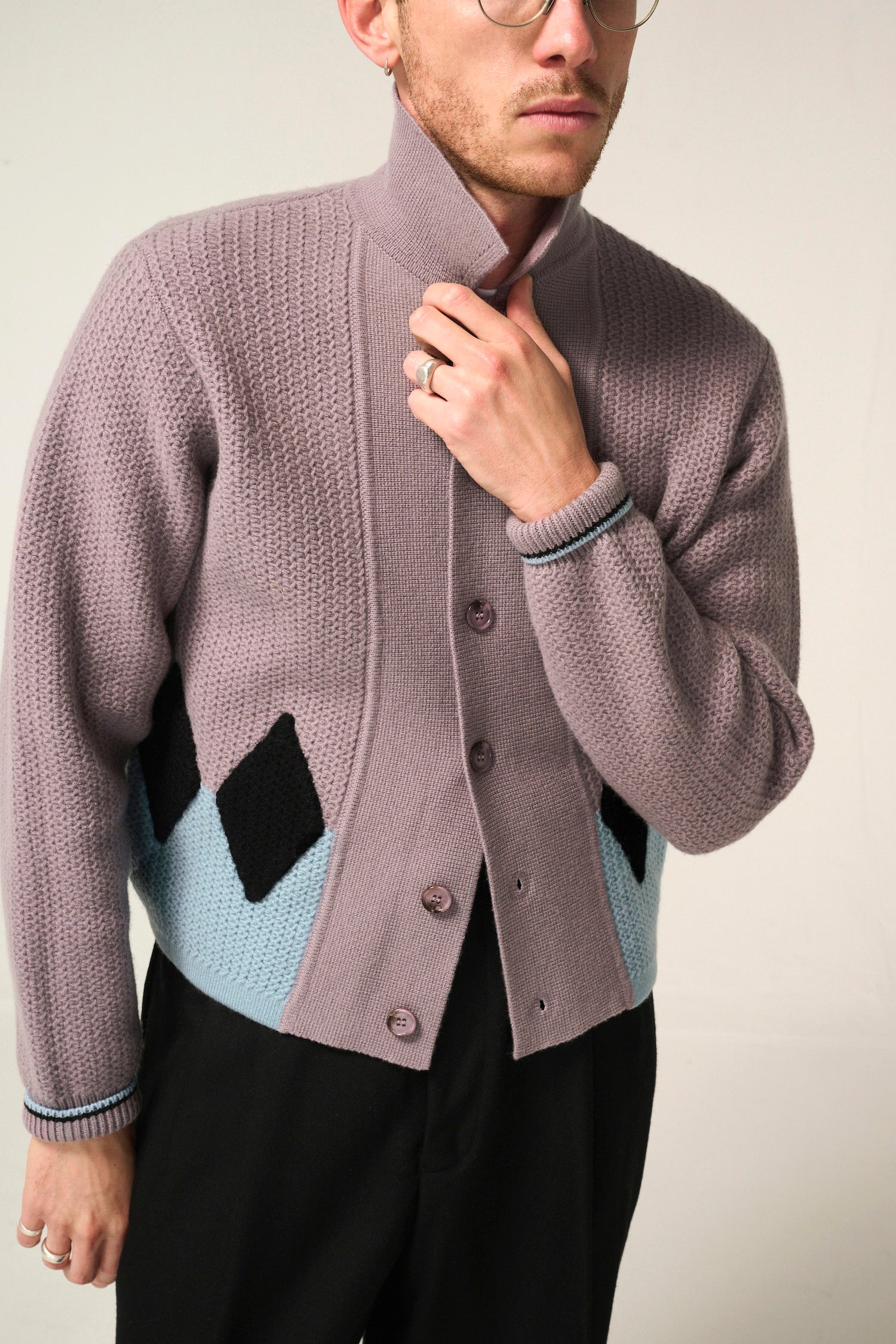 Diamond panel knit