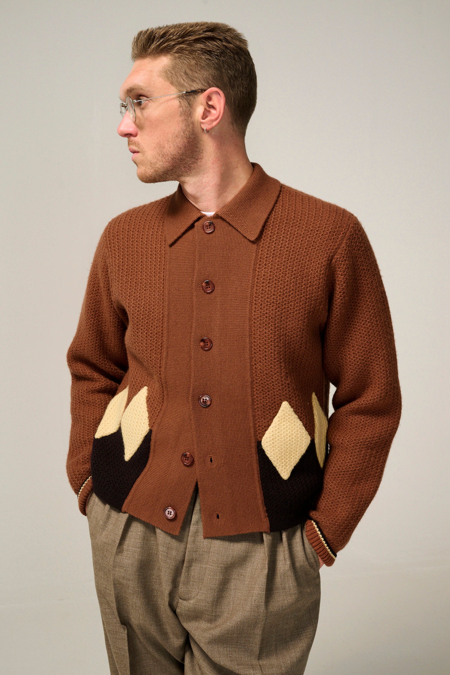 Diamond panel knit