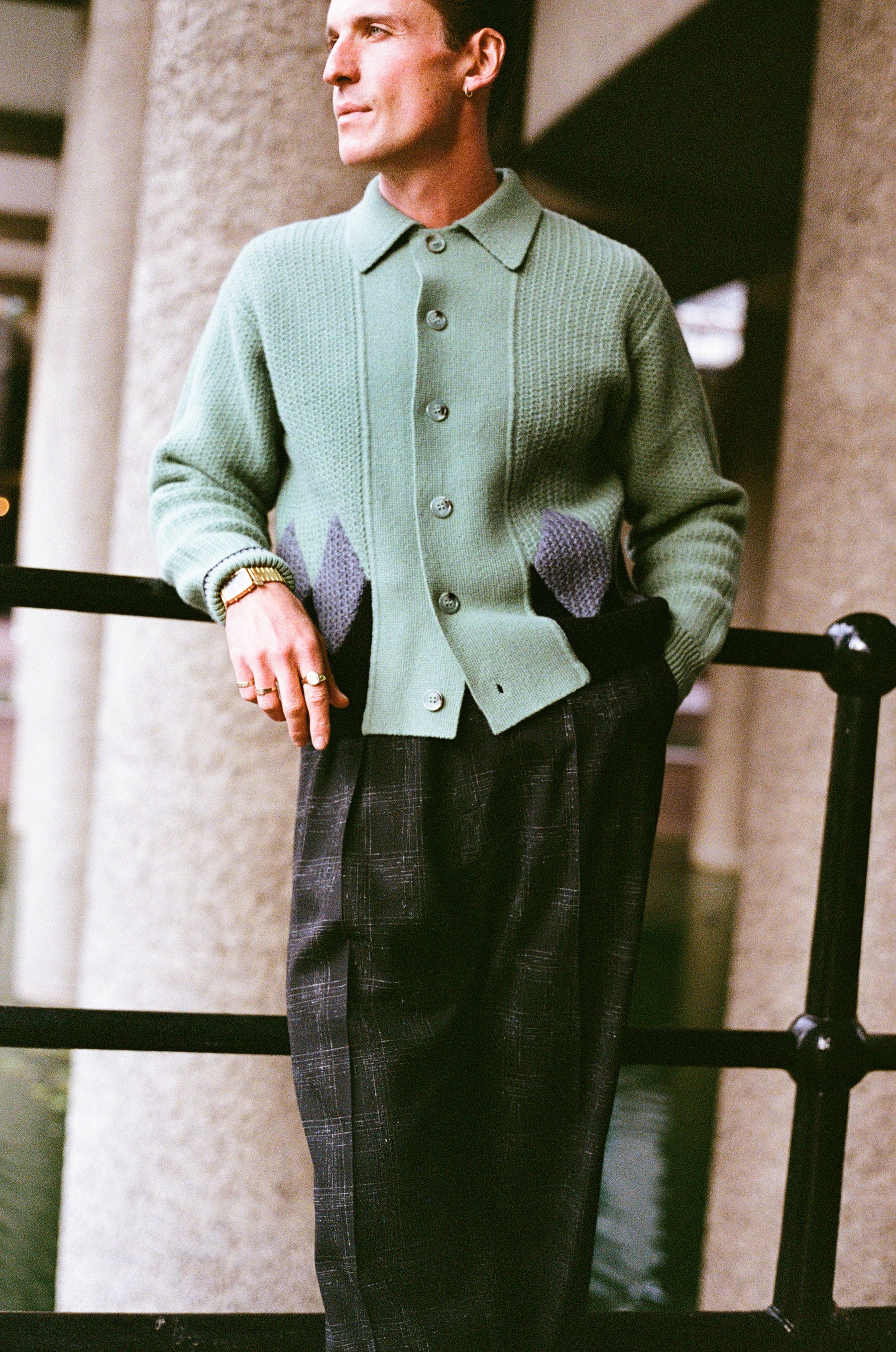 Diamond panel knit