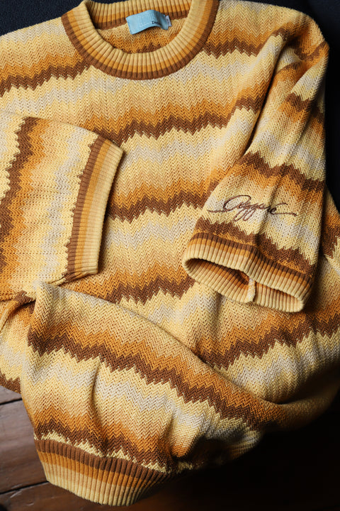 Yellow toned zig-zag knit tee