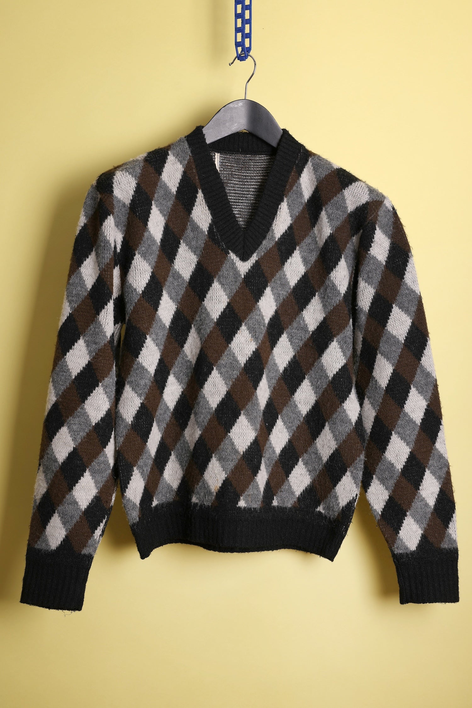 Diamond Check V-Neck Jumper