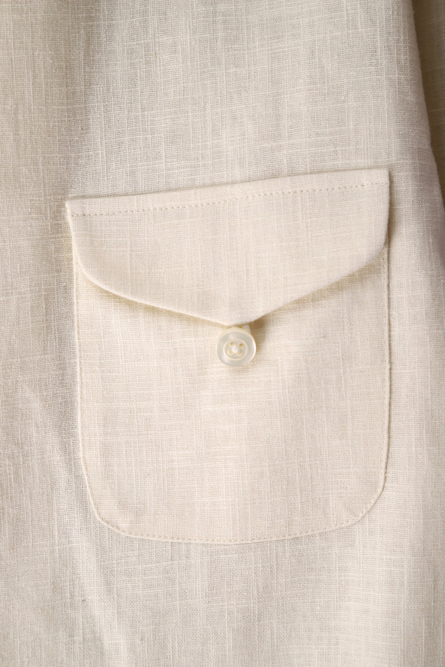 Loop pocket shirt