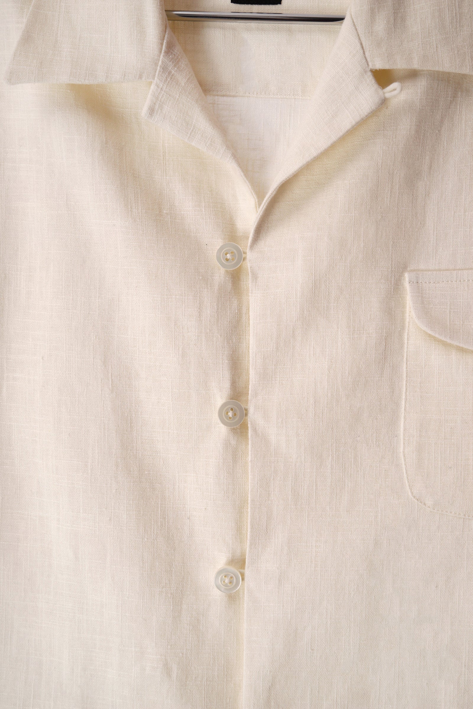 Loop pocket shirt