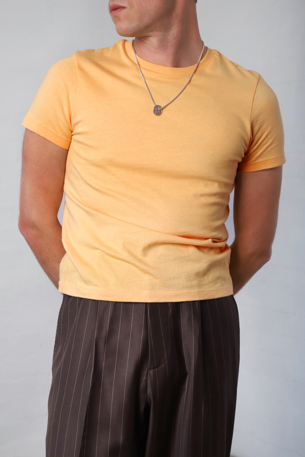 Fitted Sunday tee