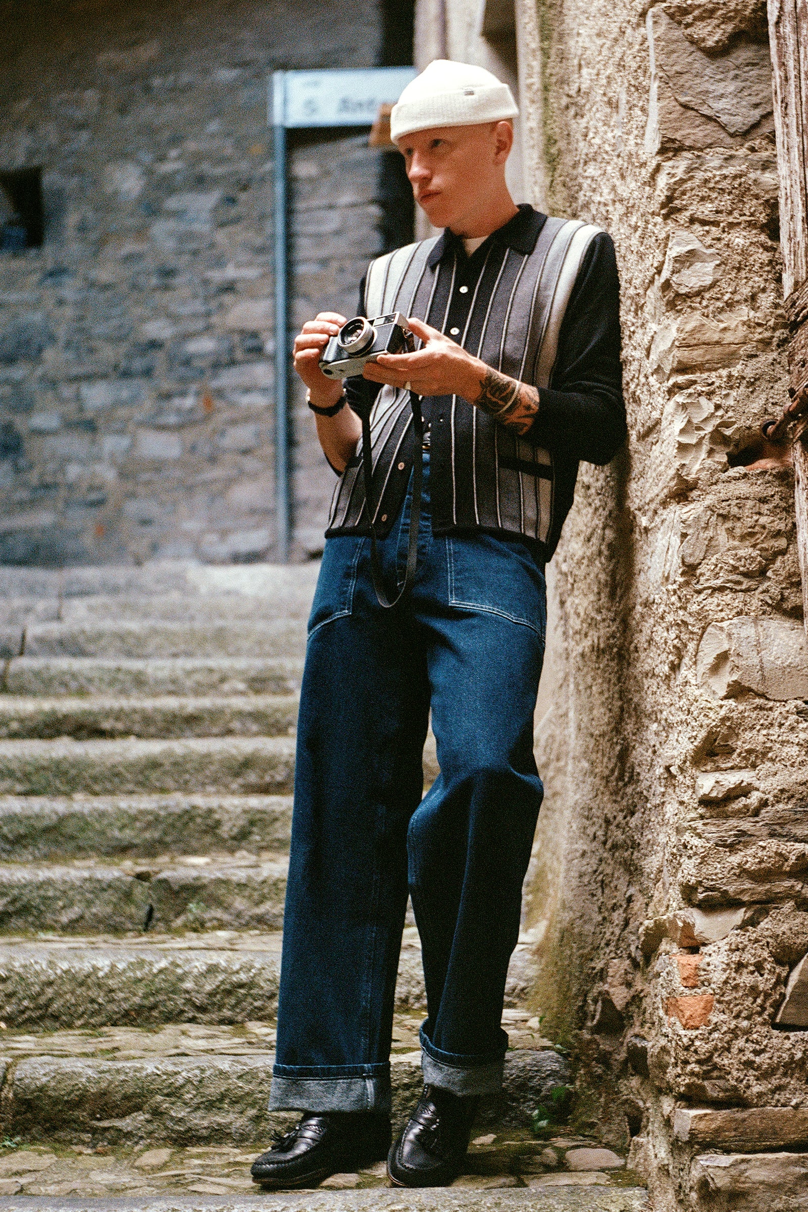 Patch pocket denim pants