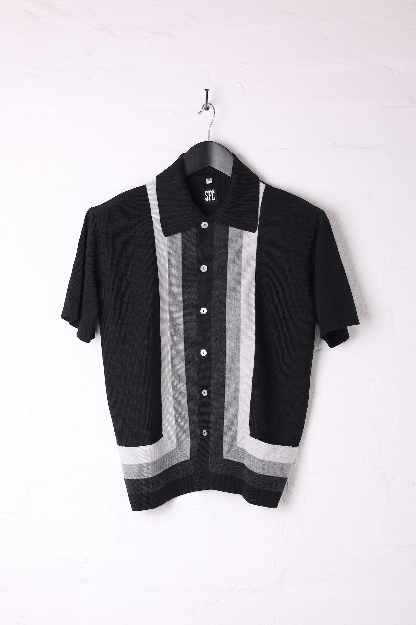 Black w/ duo tone grey L stripe knit - S