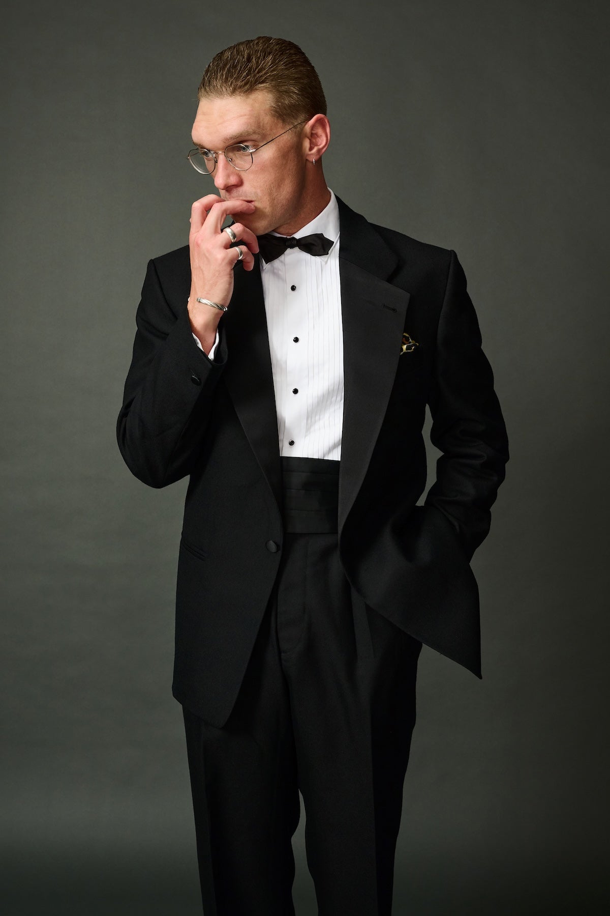 Gene black tie tuxedo suit