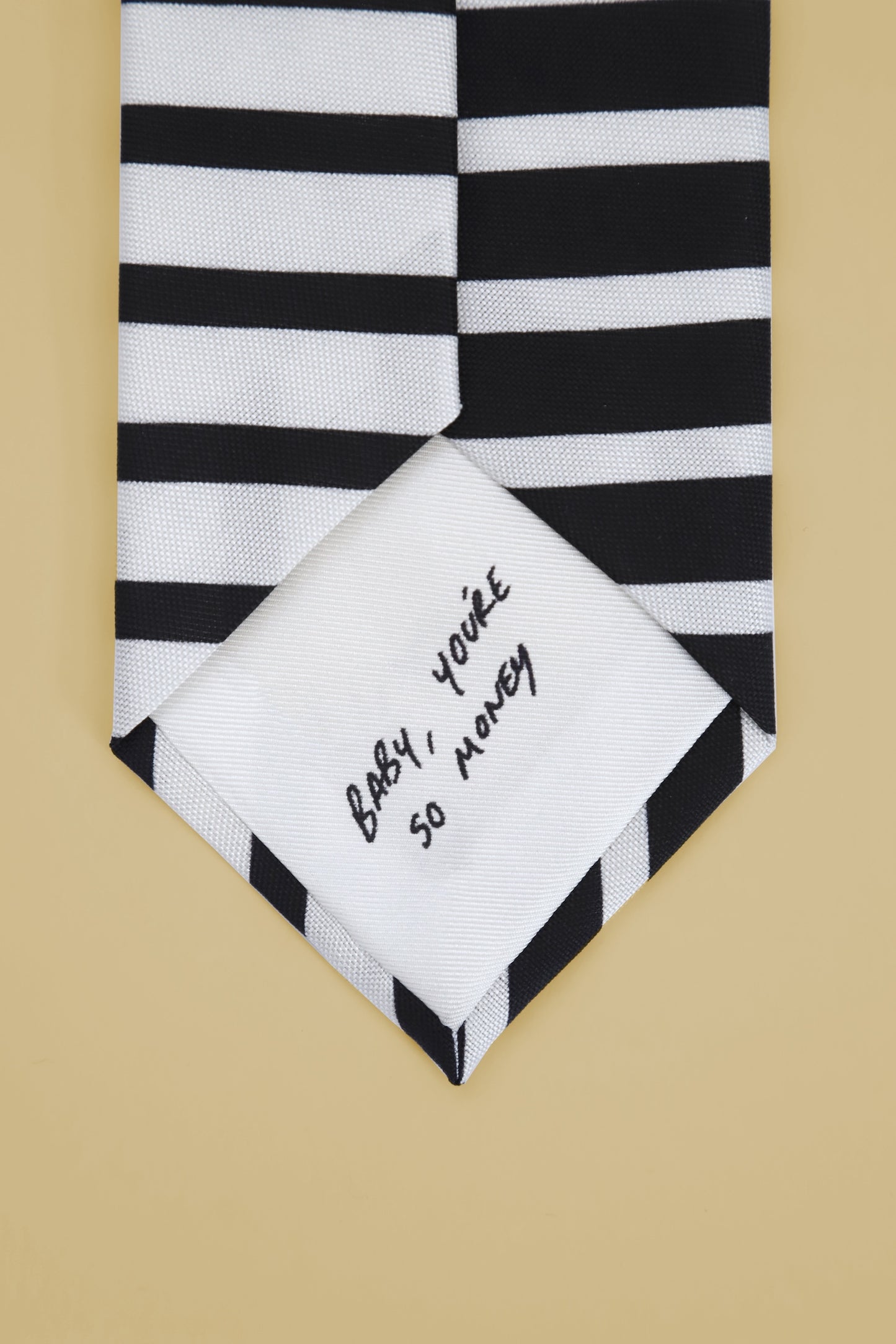 Geometric silk tie