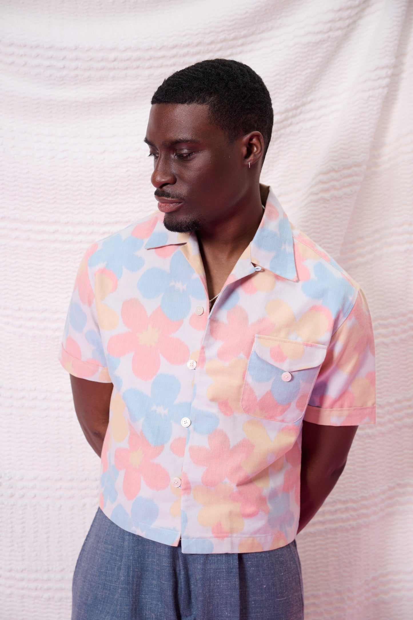Loop pocket shirt