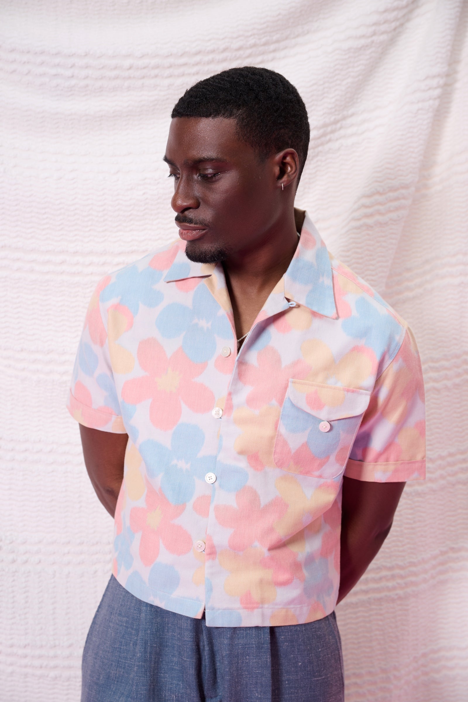 Loop pocket shirt