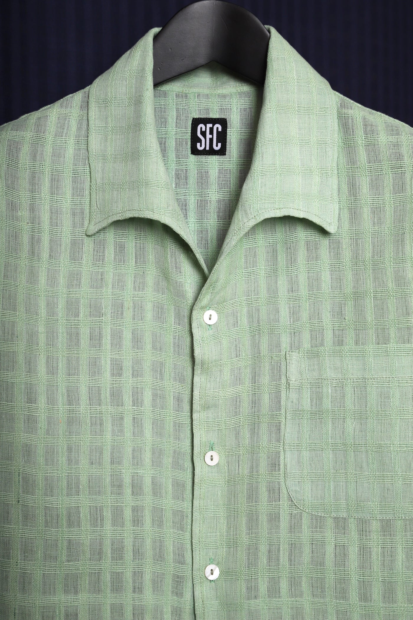 Waist-tie shirt