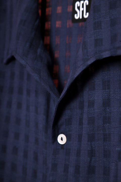 Ink navy woven waist-tie option shirt