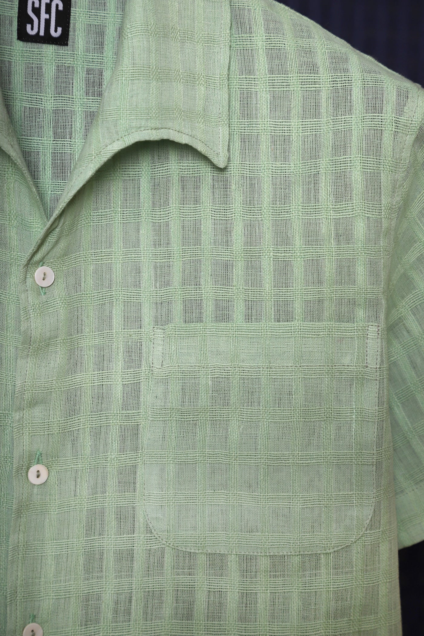 Waist-tie shirt