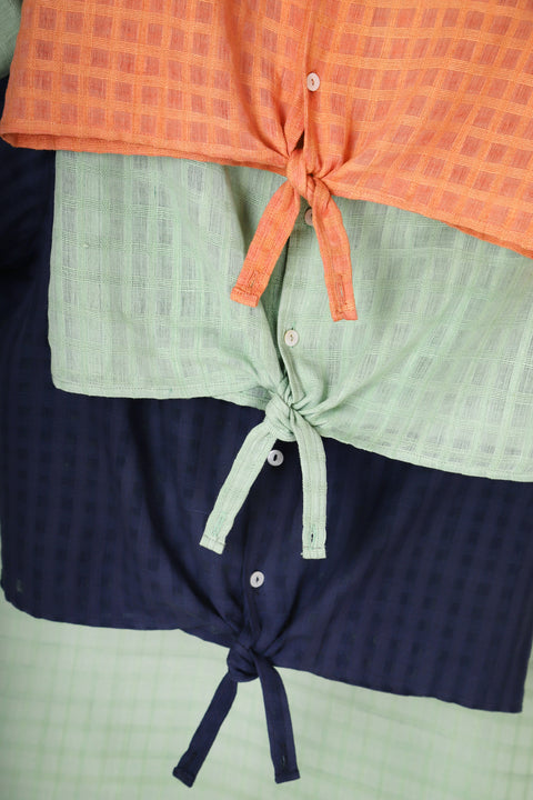 Ink navy woven waist-tie option shirt
