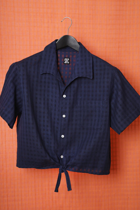 Ink navy woven waist-tie option shirt