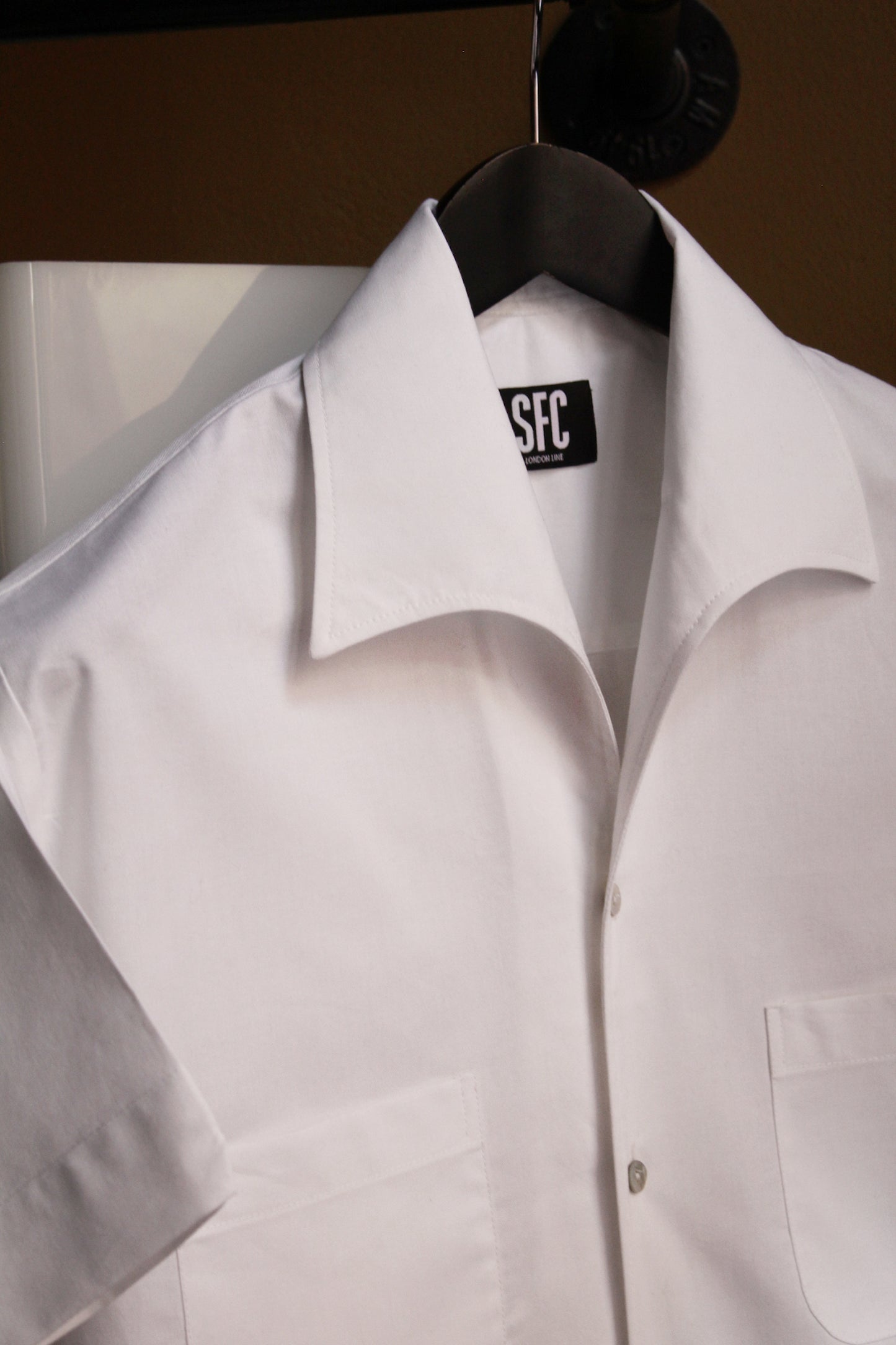 White wing collar Henry Hill shirt
